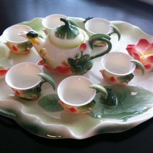 8 pieces Of Tea Set, Ceramic, Lotus Leaf Frog Pastoral Style Design